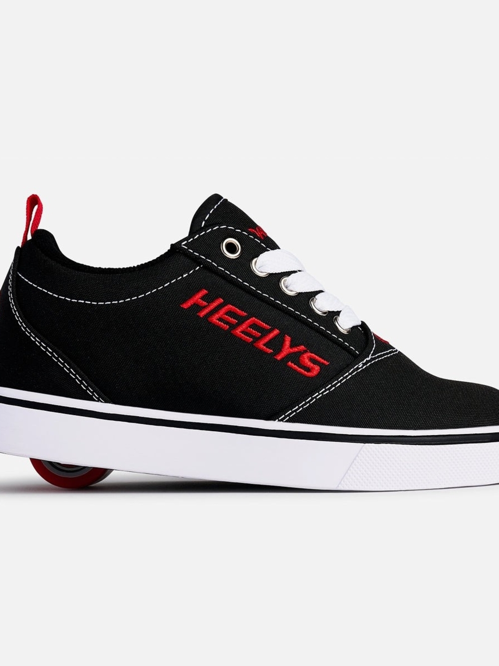 Heelys Black Canvas Skate Shoe Red And Black Youth Size 5